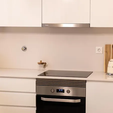 Center With Parking - 2stay *