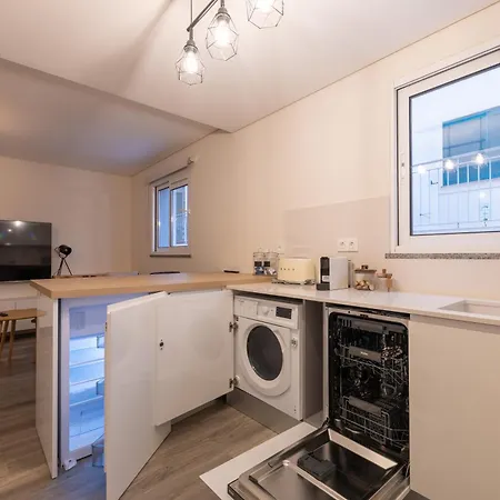 Daire Center With Parking - 2stay