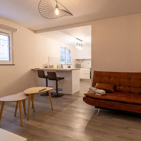 Center With Parking - 2stay *