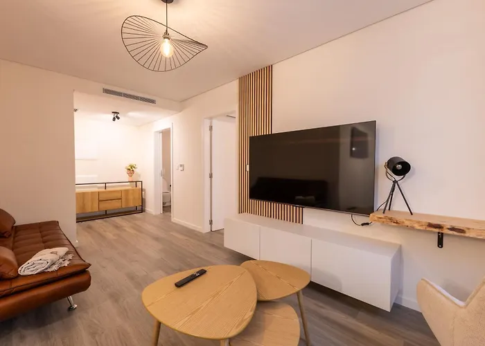 Apartman Center With Parking - 2stay