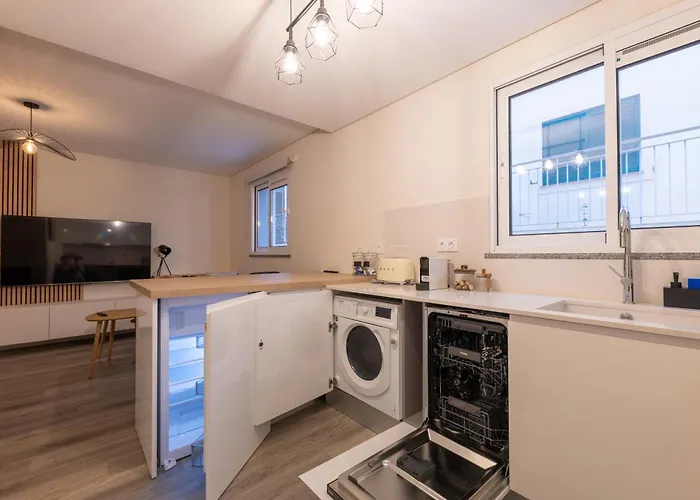 Apartman Center With Parking - 2stay